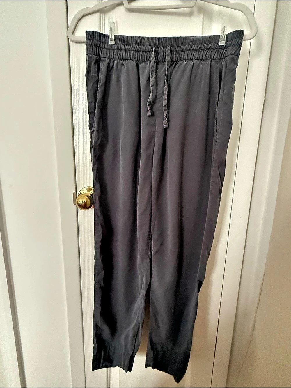 Everlane Jogger Pants in Gray Small